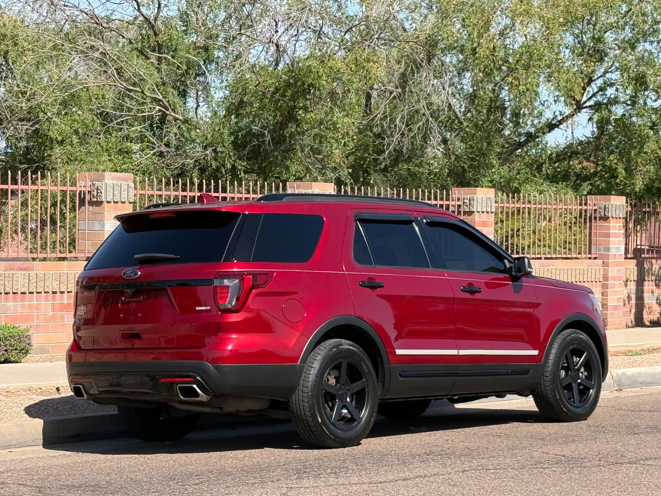 Used 2017 Ford Explorer Sport w/ Equipment Group 401A image 9