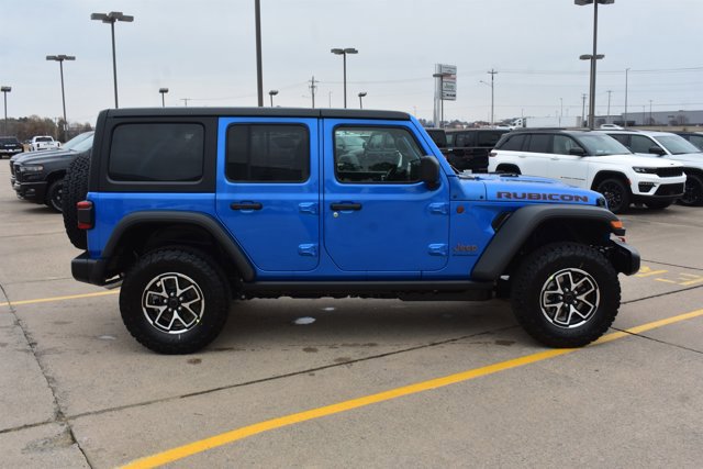 New 2026 Jeep Wrangler Unlimited Rubicon w/ Technology Group image 4