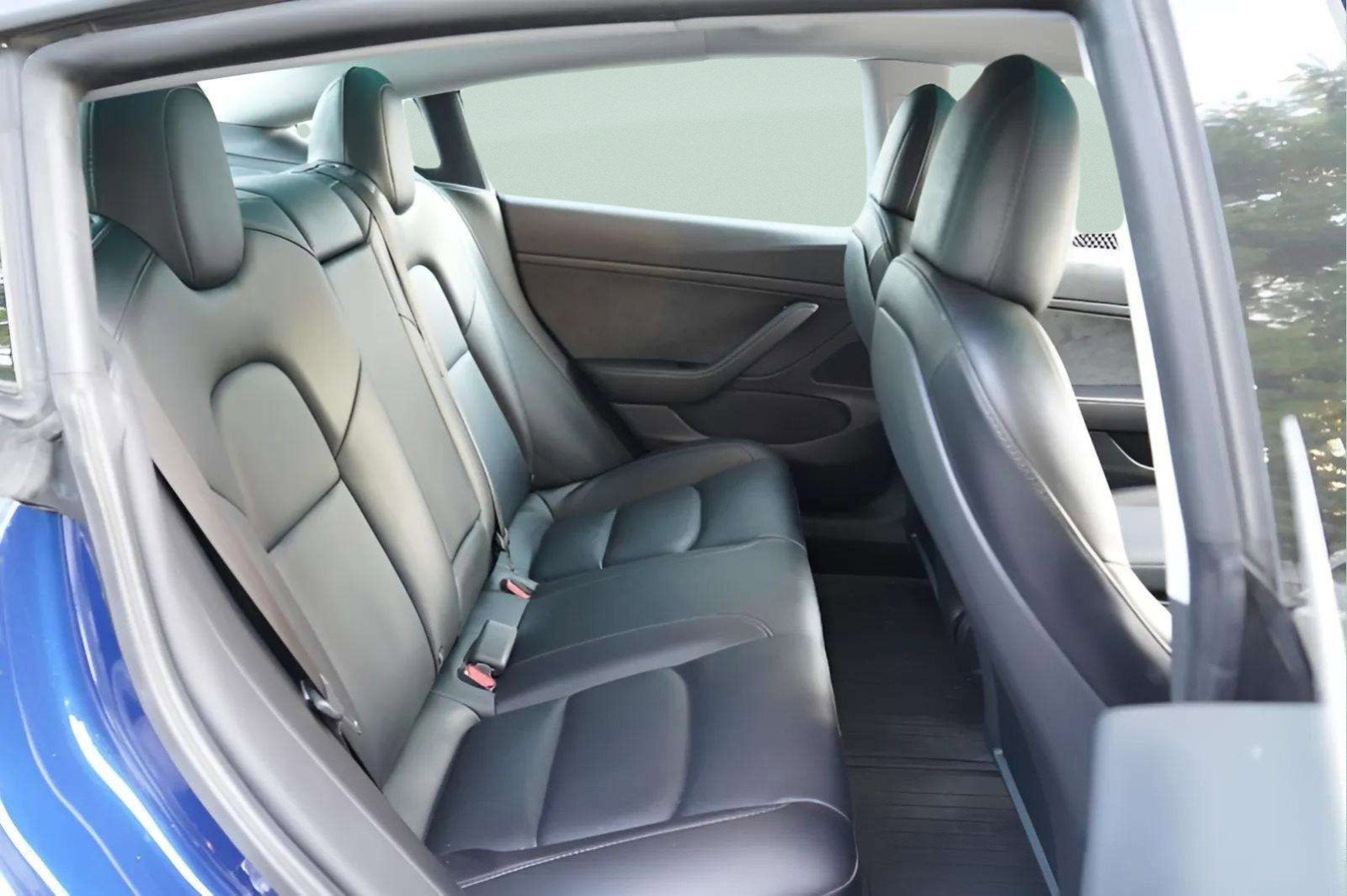 Used 2021 Tesla Model 3 Standard Range Plus image 35