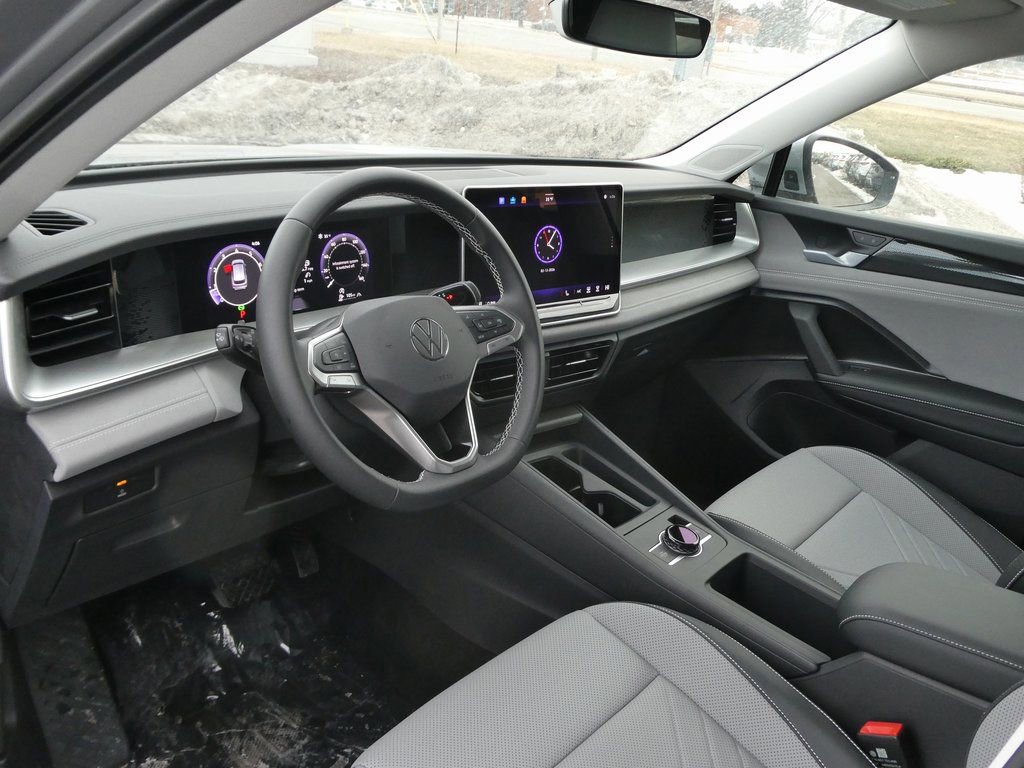 New 2026 Volkswagen Tiguan SE AWD/4WD image 23