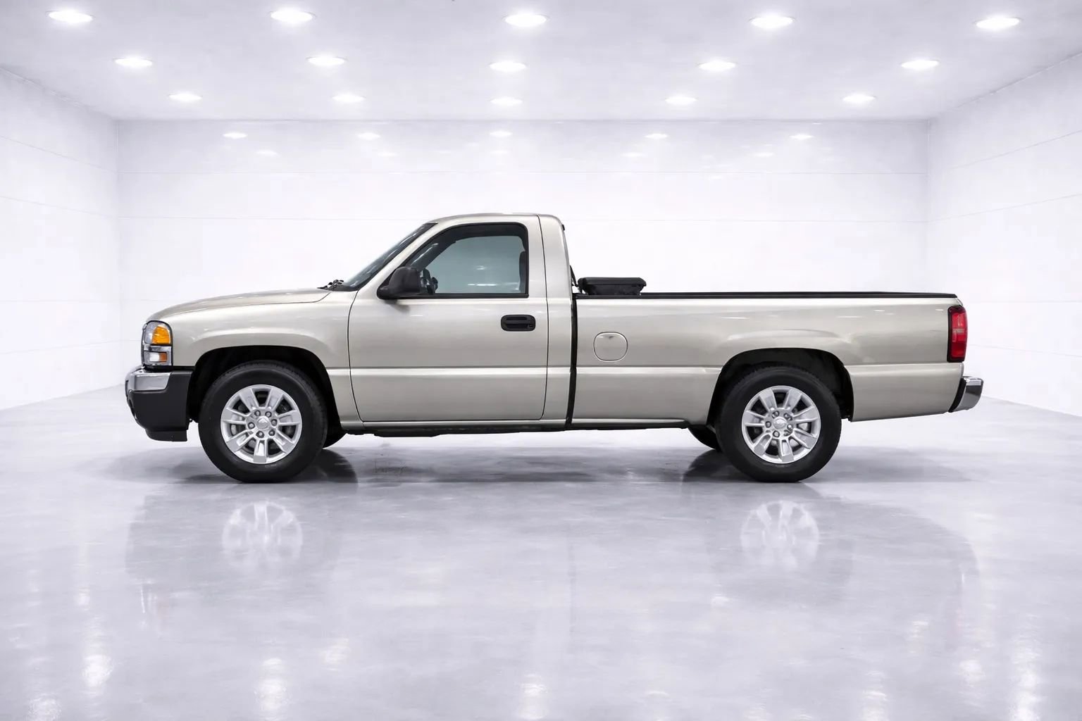Used 2006 GMC Sierra 1500 W/T image 2