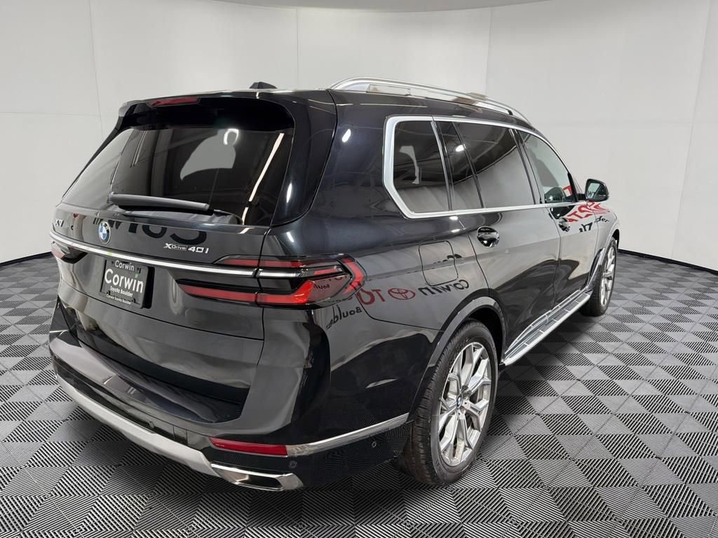 Used 2024 BMW X7 xDrive40i AWD/4WD image 7