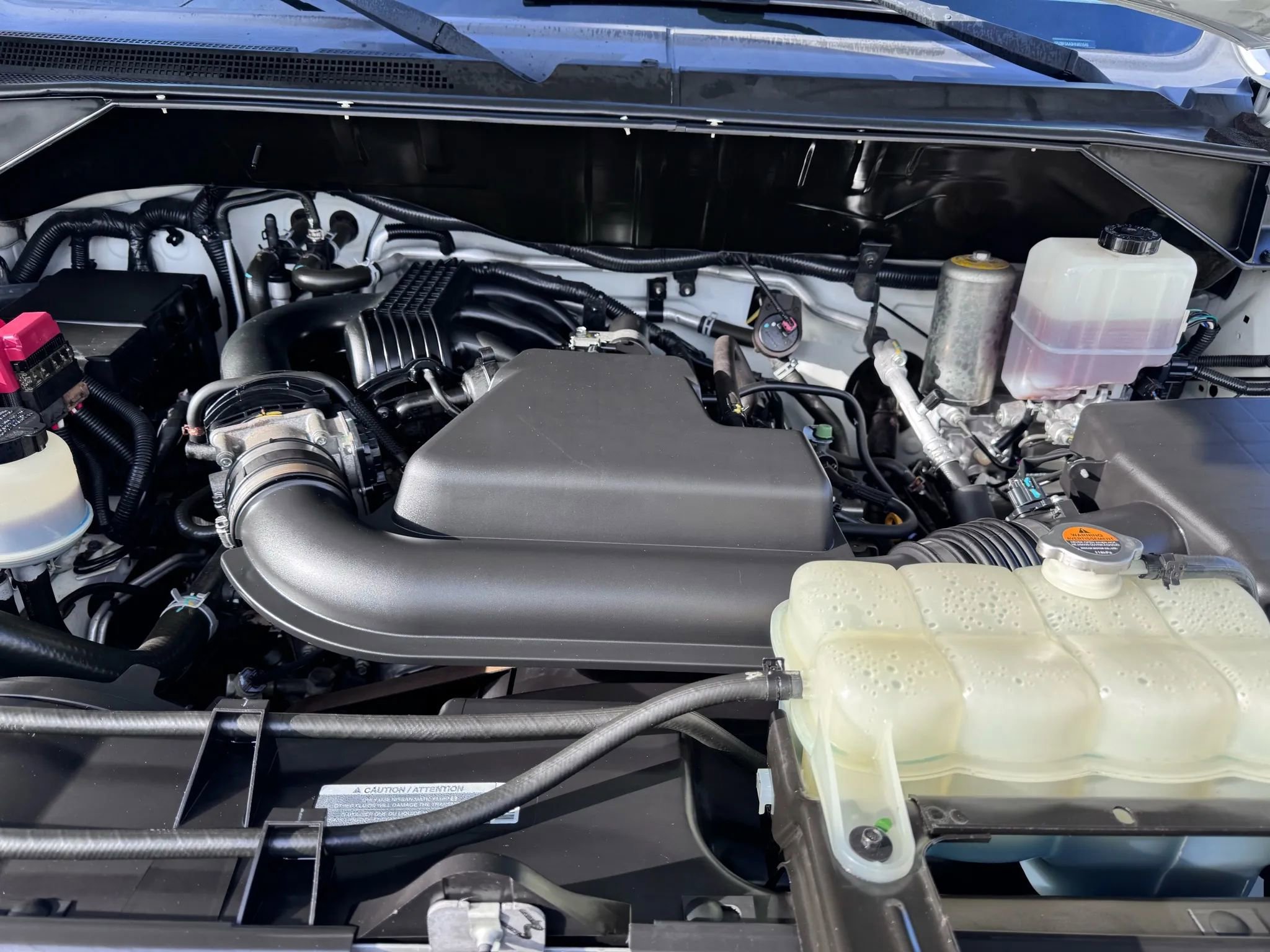 Used 2017 Nissan NV 3500 S image 28