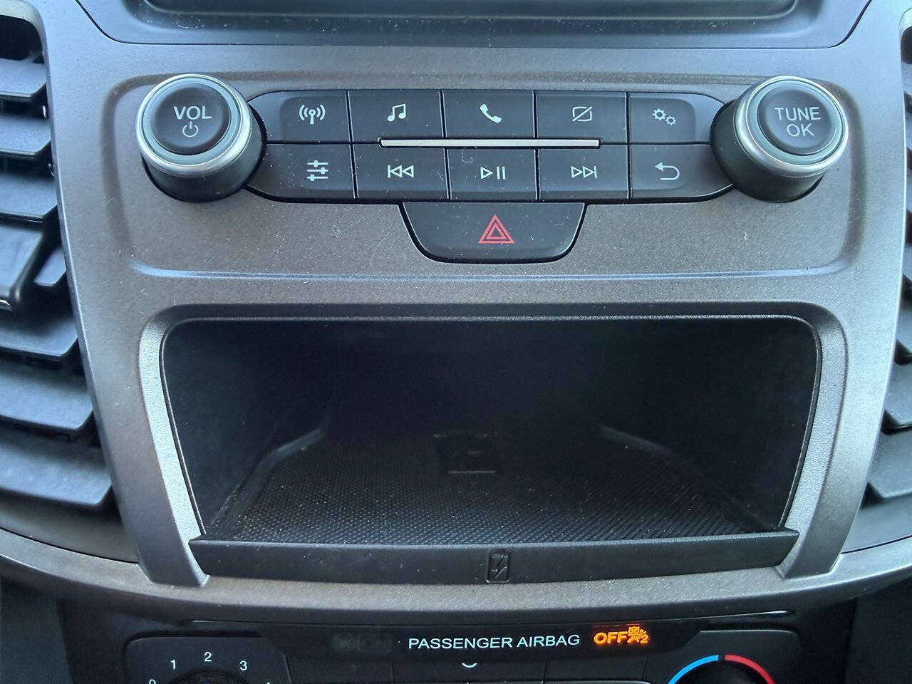 Used 2020 Ford Transit Connect XL FWD image 40