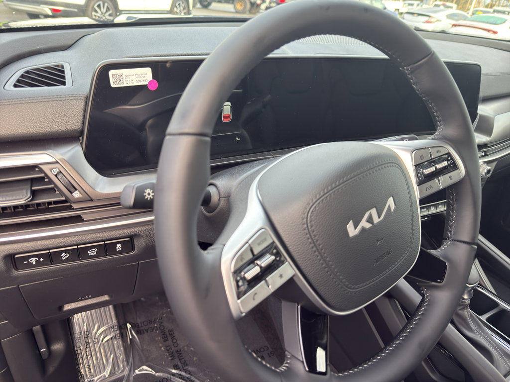 New 2025 Kia Telluride S image 13
