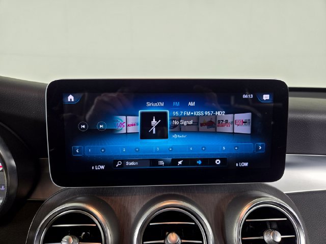 Used 2020 Mercedes-Benz GLC 300 4MATIC image 30