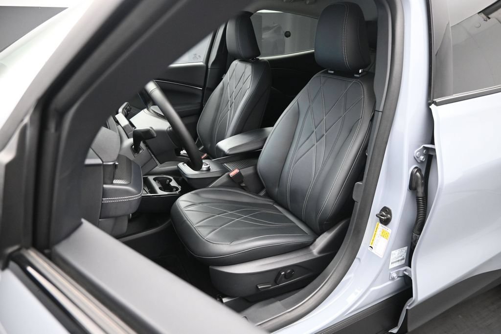 Certified 2024 Ford Mustang Mach-E Select RWD image 9