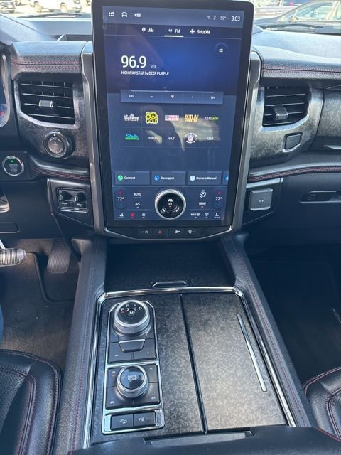 Used 2024 Ford Expedition Limited image 21