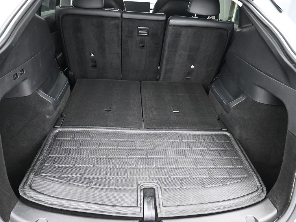 Used 2023 Tesla Model Y Long Range AWD/4WD image 22