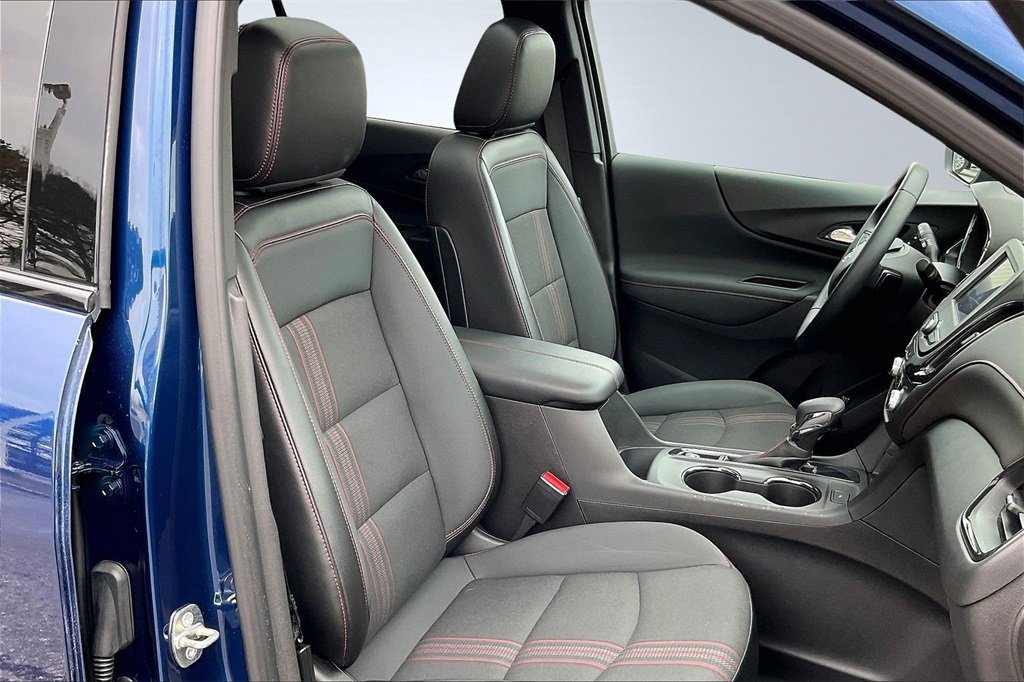 Used 2023 Chevrolet Equinox RS image 7