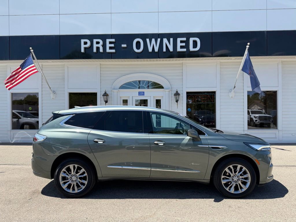 Certified 2023 Buick Enclave Avenir FWD image 4