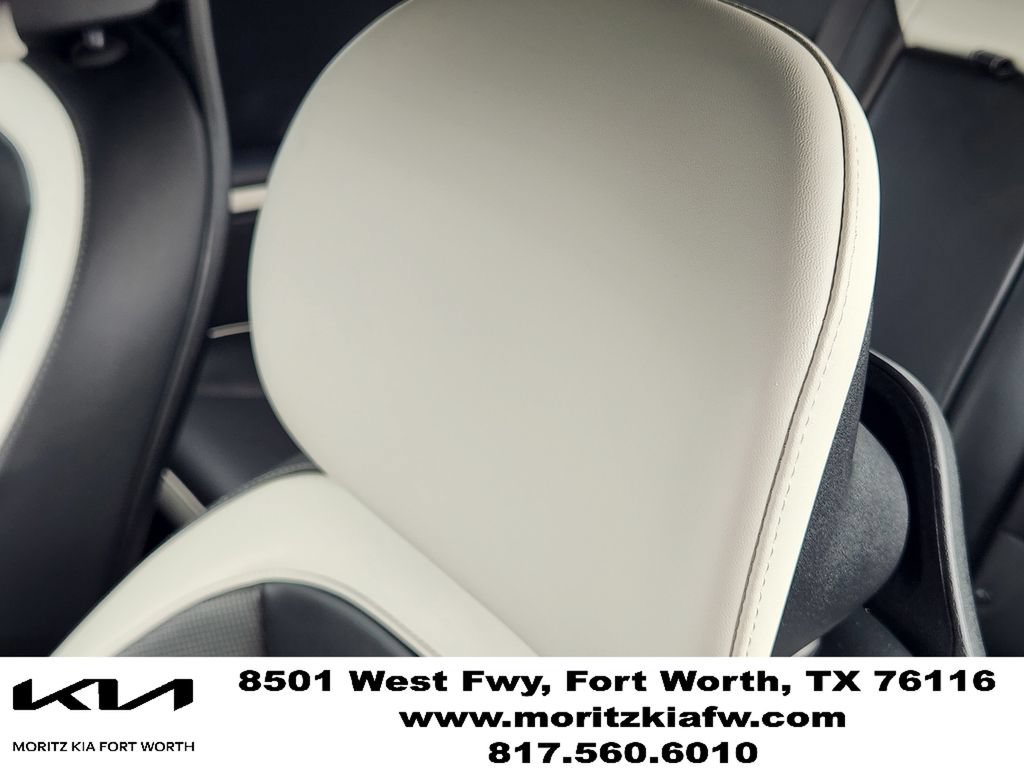 Certified 2025 Kia K4 GT-Line Turbo FWD image 14