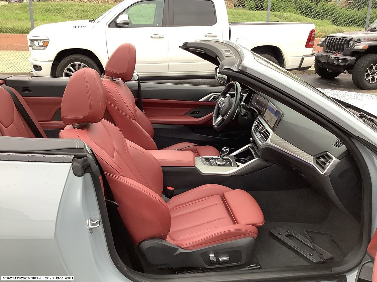 Used 2023 BMW 430i Convertible w/ M Sport Package RWD image 13
