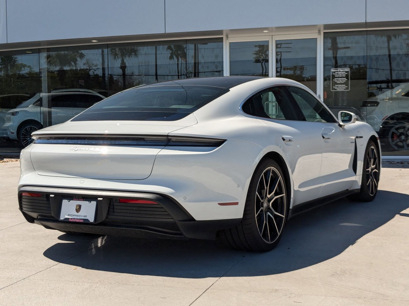 New 2025 Porsche Taycan 4S image 9