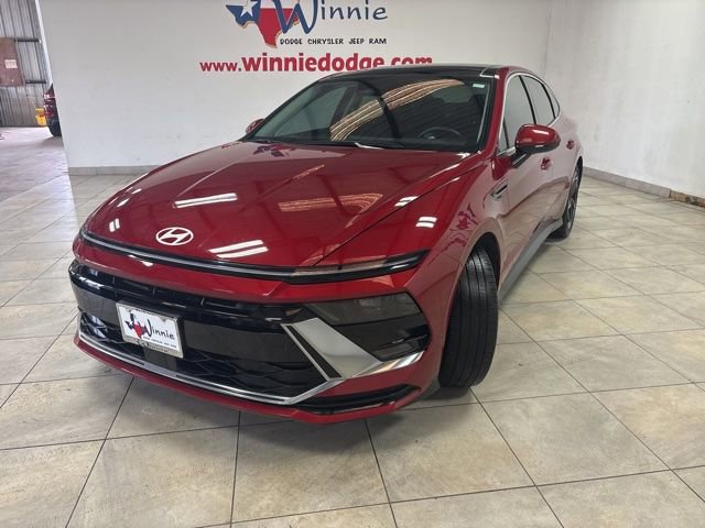 Used 2024 Hyundai Sonata SEL w/ Convenience Package FWD image 3