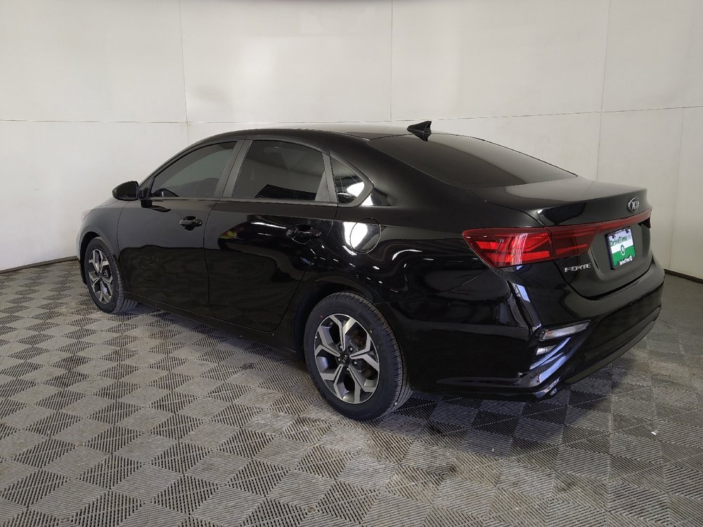 Used 2021 Kia Forte LXS image 3