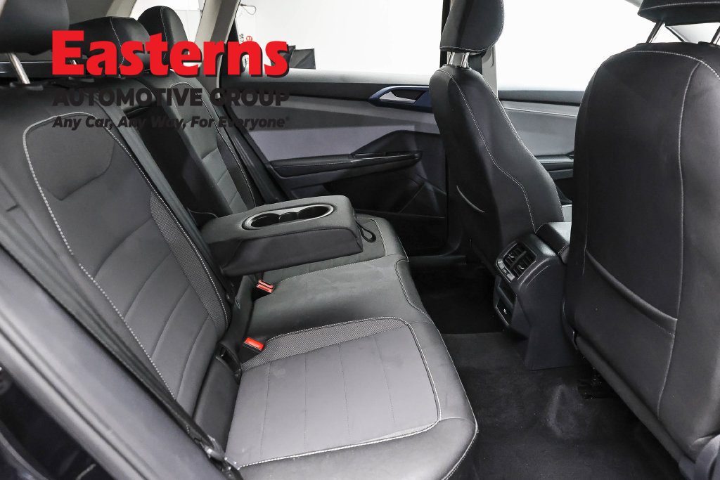 Used 2024 Volkswagen Taos SE FWD image 23