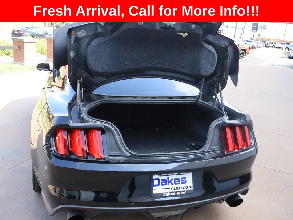 Used 2017 Ford Mustang GT Premium w/ GT Performance Package RWD image 16