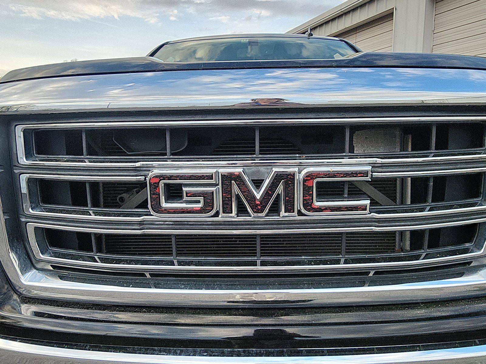 Used 2014 GMC Sierra 1500 SLT w/ SLT Crew Cab Value Package image 11