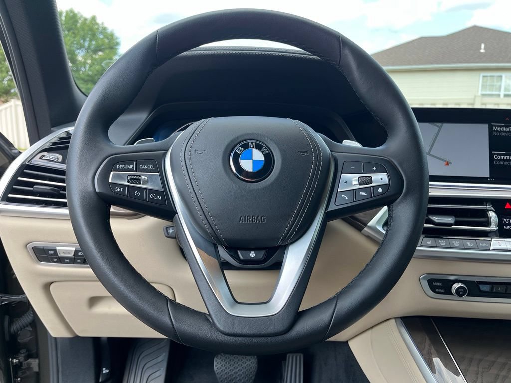Used 2022 BMW X5 xDrive40i w/ Premium Package AWD/4WD image 34