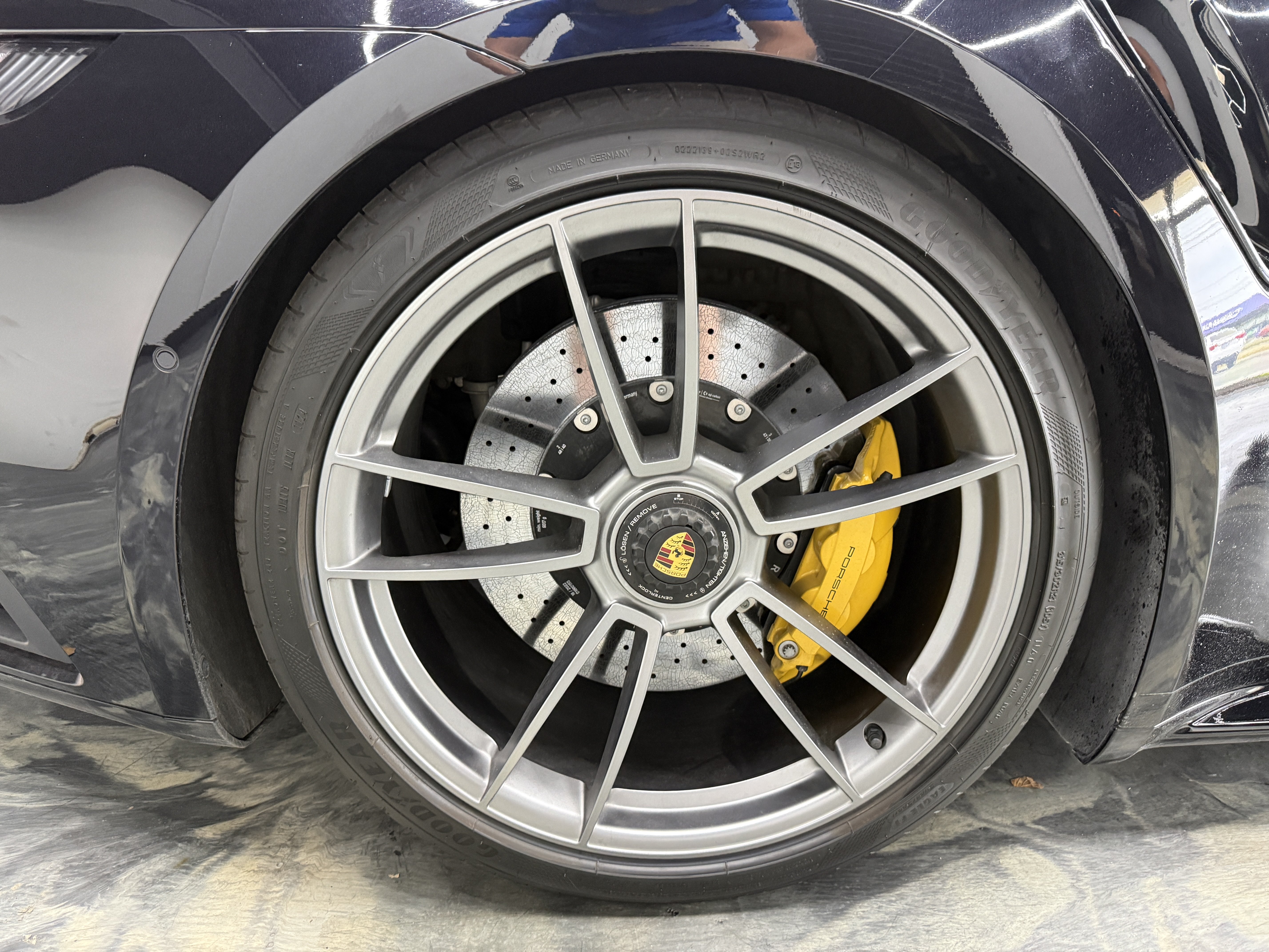 Used 2022 Porsche 911 Turbo S AWD/4WD image 38