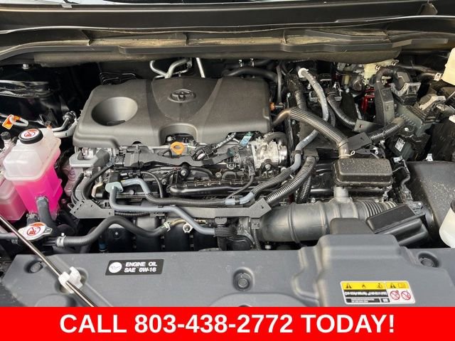Used 2025 Toyota Sienna XLE image 33