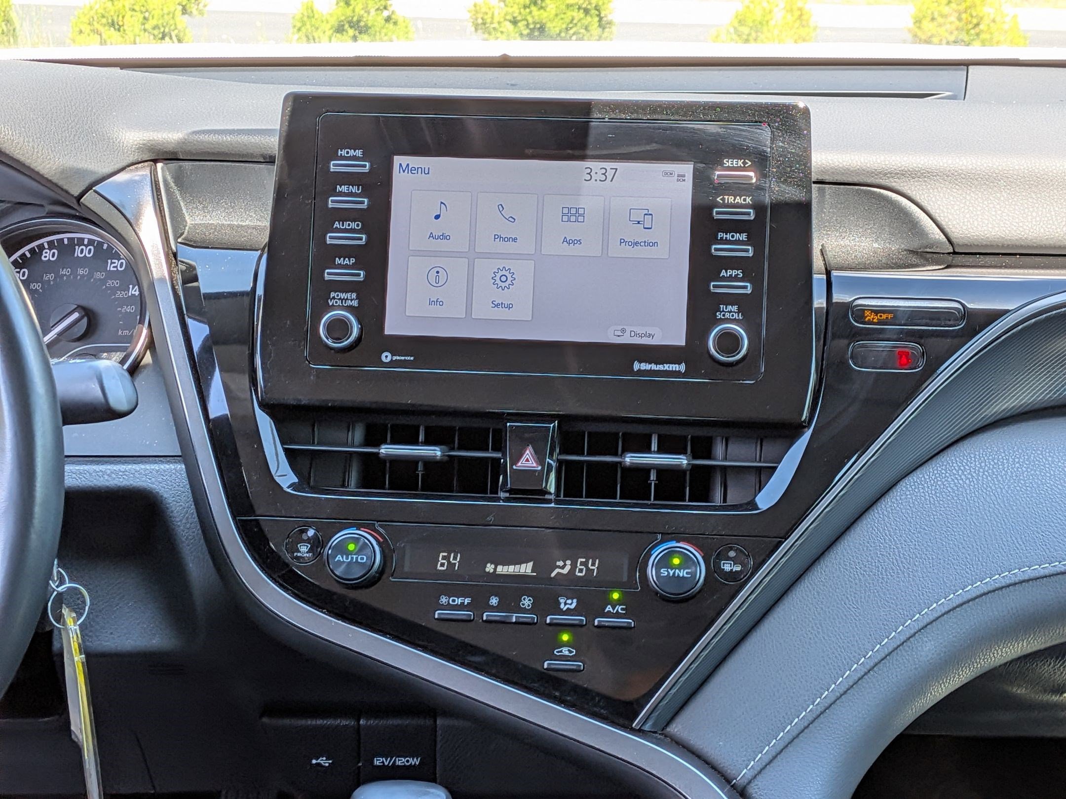 Used 2023 Toyota Camry SE FWD image 30