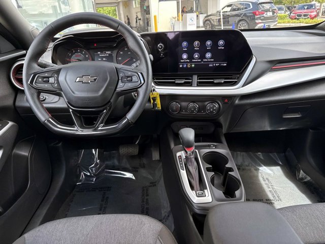 Used 2024 Chevrolet Trax RS w/ Driver Confidence Package FWD image 16