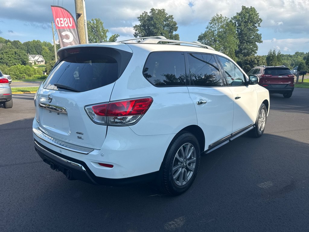Used 2016 Nissan Pathfinder SL w/ SL Premium Package AWD/4WD image 3
