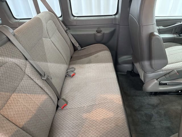 Used 2017 Chevrolet Express 3500 LT w/ LT Preferred Equipment Group image 33