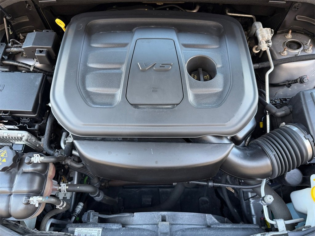 Used 2020 Jeep Grand Cherokee Altitude image 9