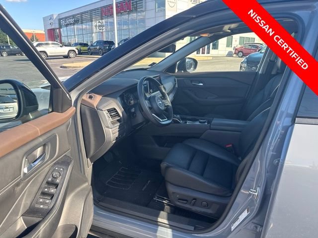Certified 2023 Nissan Rogue SV w/ SV Premium B Package AWD/4WD image 17
