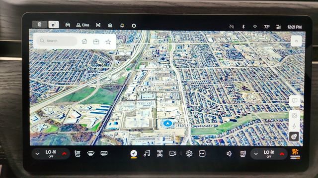 Used 2024 Rivian R1S Adventure image 48