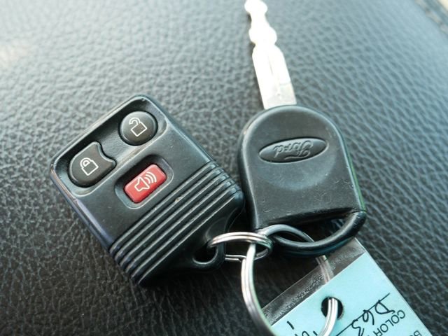 Used 2010 Ford F150 Lariat AWD/4WD image 37