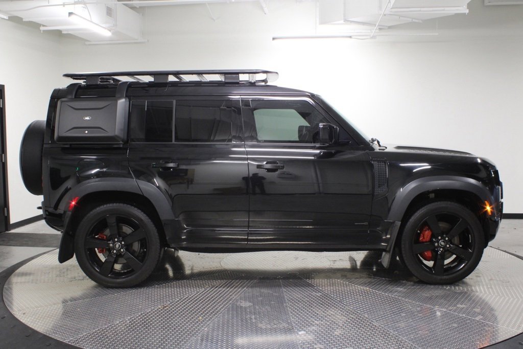 Used 2020 Land Rover Defender 110 X image 6