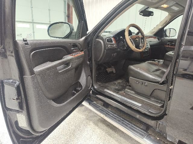 Used 2011 Chevrolet Silverado 1500 LTZ w/ LTZ Plus Package image 9