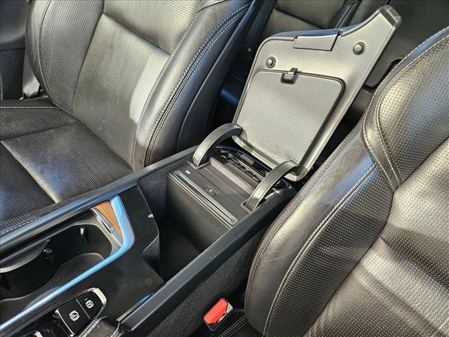 Used 2017 Volvo XC90 T6 Inscription w/ Vision Package image 20