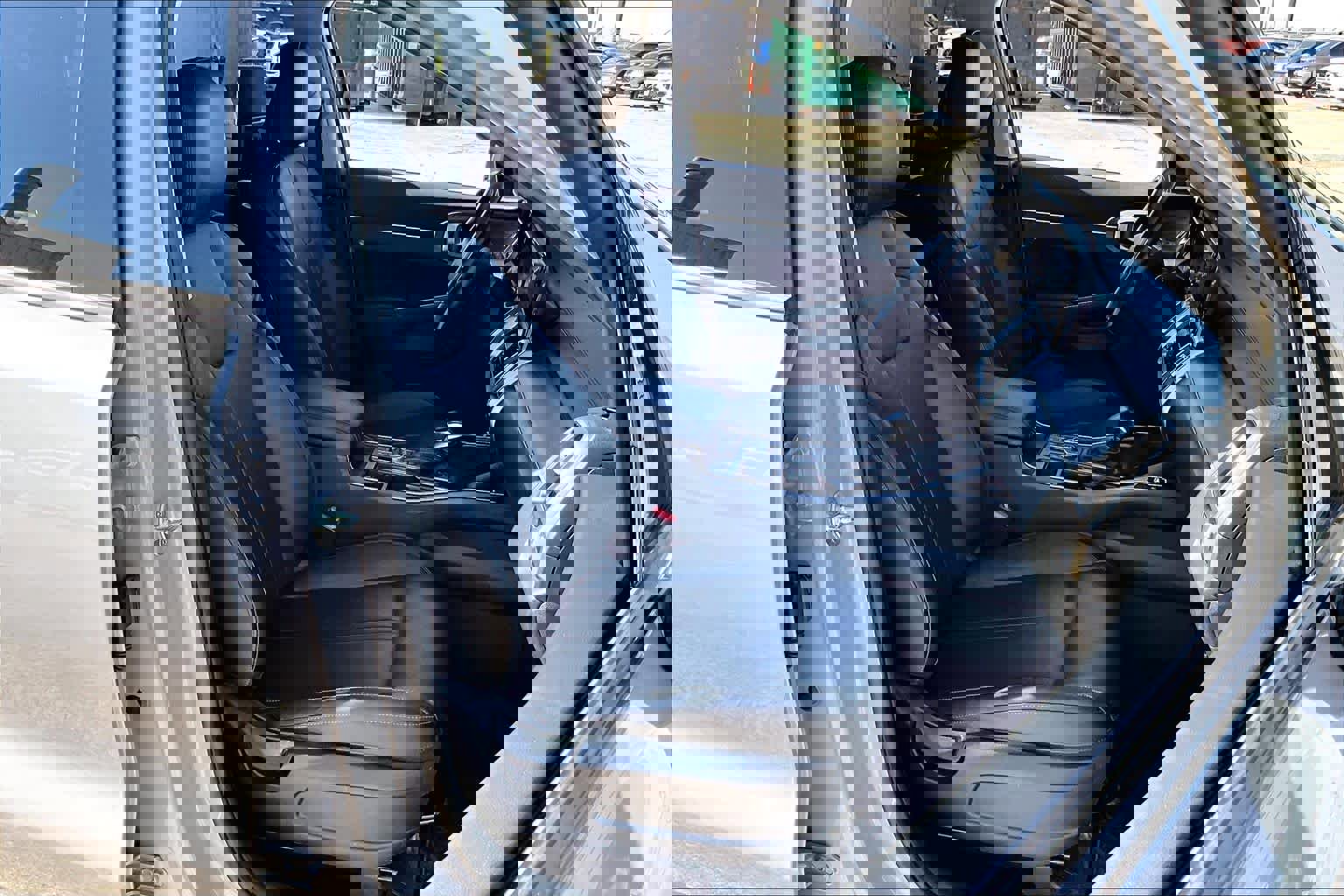 Used 2022 Kia Sorento EX image 8