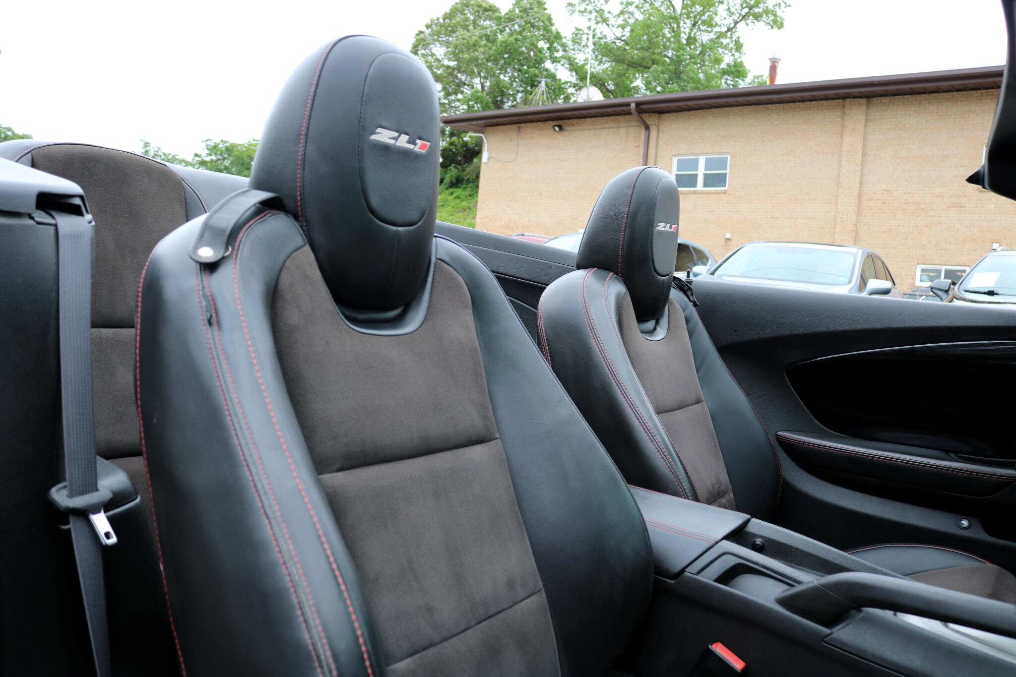Used 2014 Chevrolet Camaro ZL1 image 31