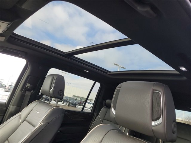 Used 2021 Cadillac Escalade ESV Premium Luxury image 6