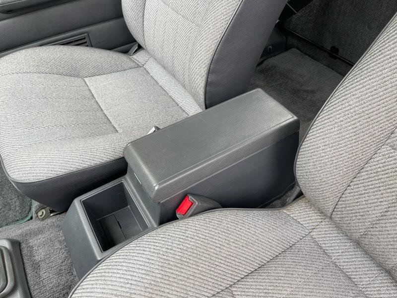 Used 1994 Nissan Pickup XE image 29