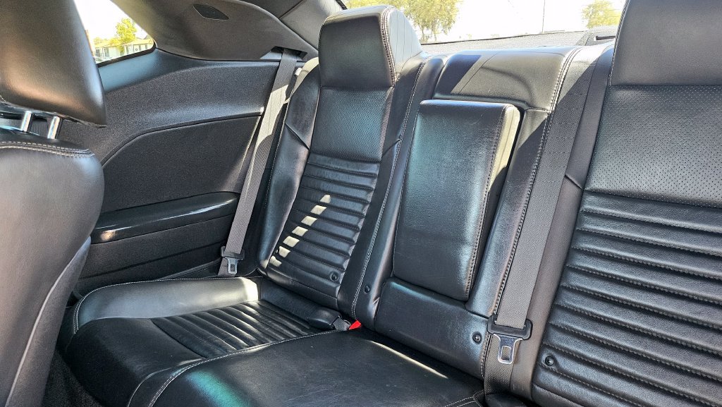 Used 2013 Dodge Challenger R/T Plus RWD image 25