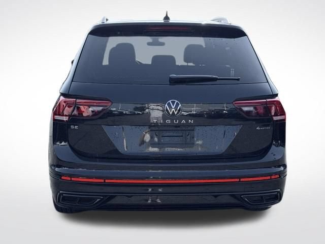 Used 2023 Volkswagen Tiguan SE R-Line AWD/4WD image 6