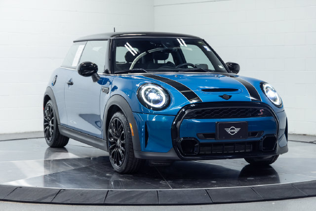 Used 2024 MINI Cooper S FWD image 4