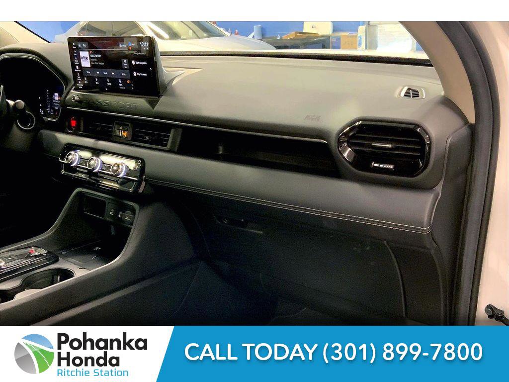 Used 2026 Honda Passport RTL image 16