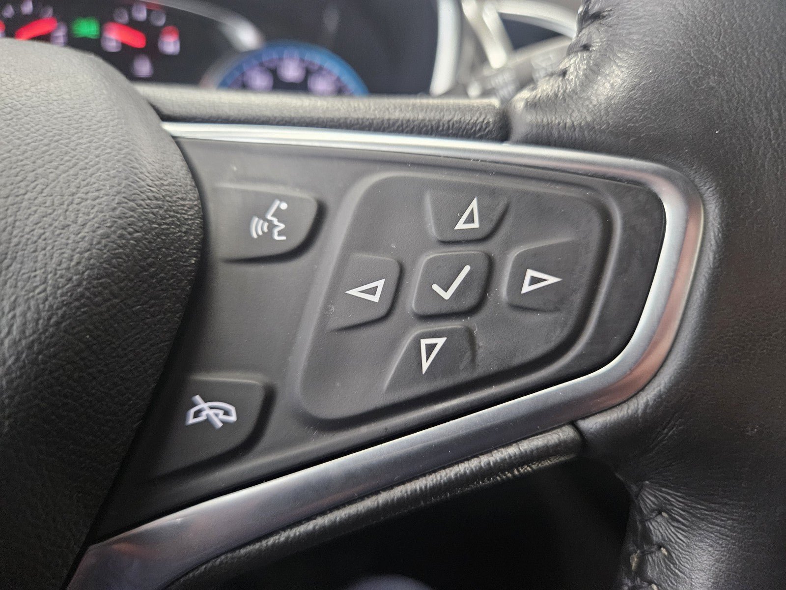 Used 2022 Chevrolet Equinox LT FWD image 26