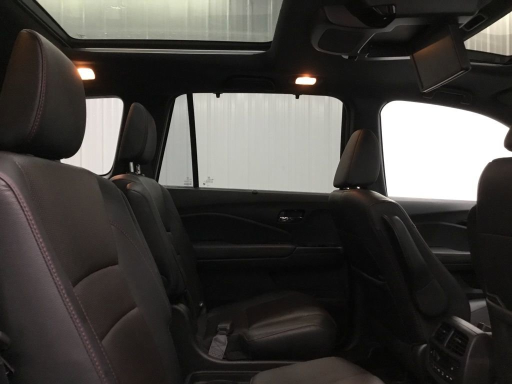 Used 2022 Honda Pilot Black Edition image 19