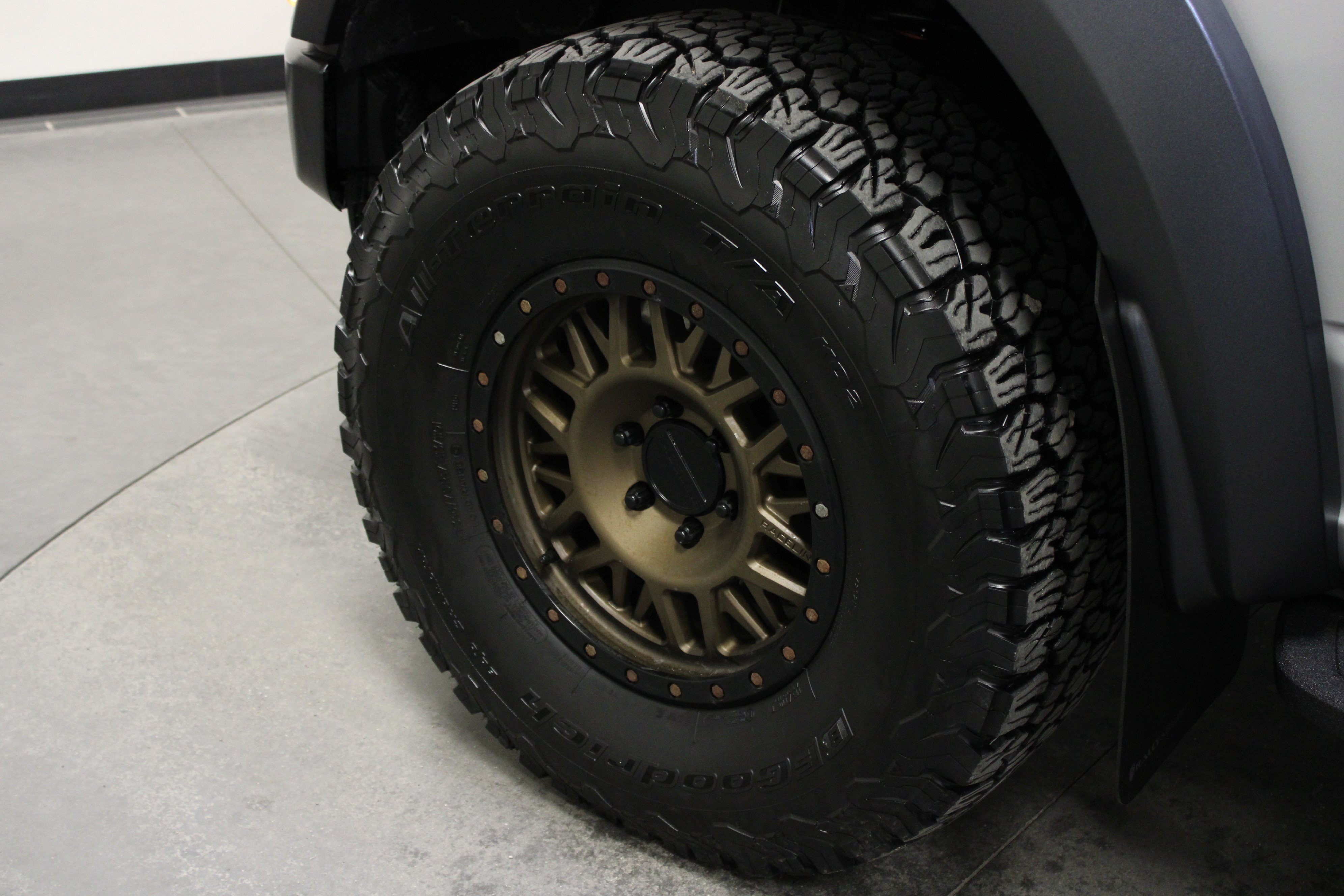 Used 2022 Ford F150 Raptor w/ Torsen Package AWD/4WD image 10