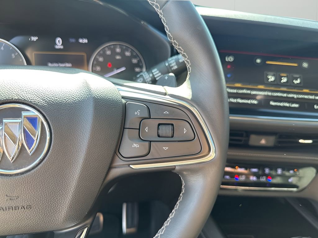 Used 2023 Buick Envision Essence w/ Sport Touring Package image 30