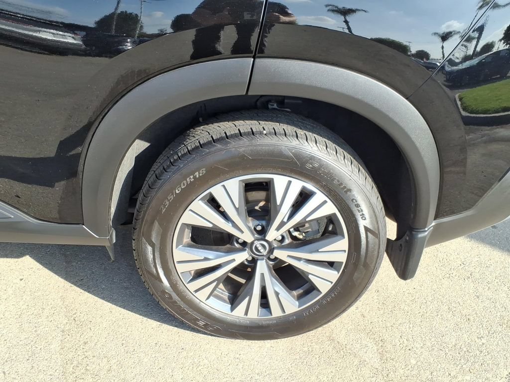 Certified 2023 Nissan Rogue SV AWD/4WD image 9